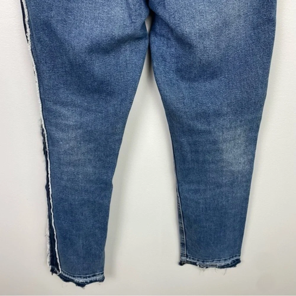 Zara Raw Hem Side Stripe Skinny Ankle‎ Jeans